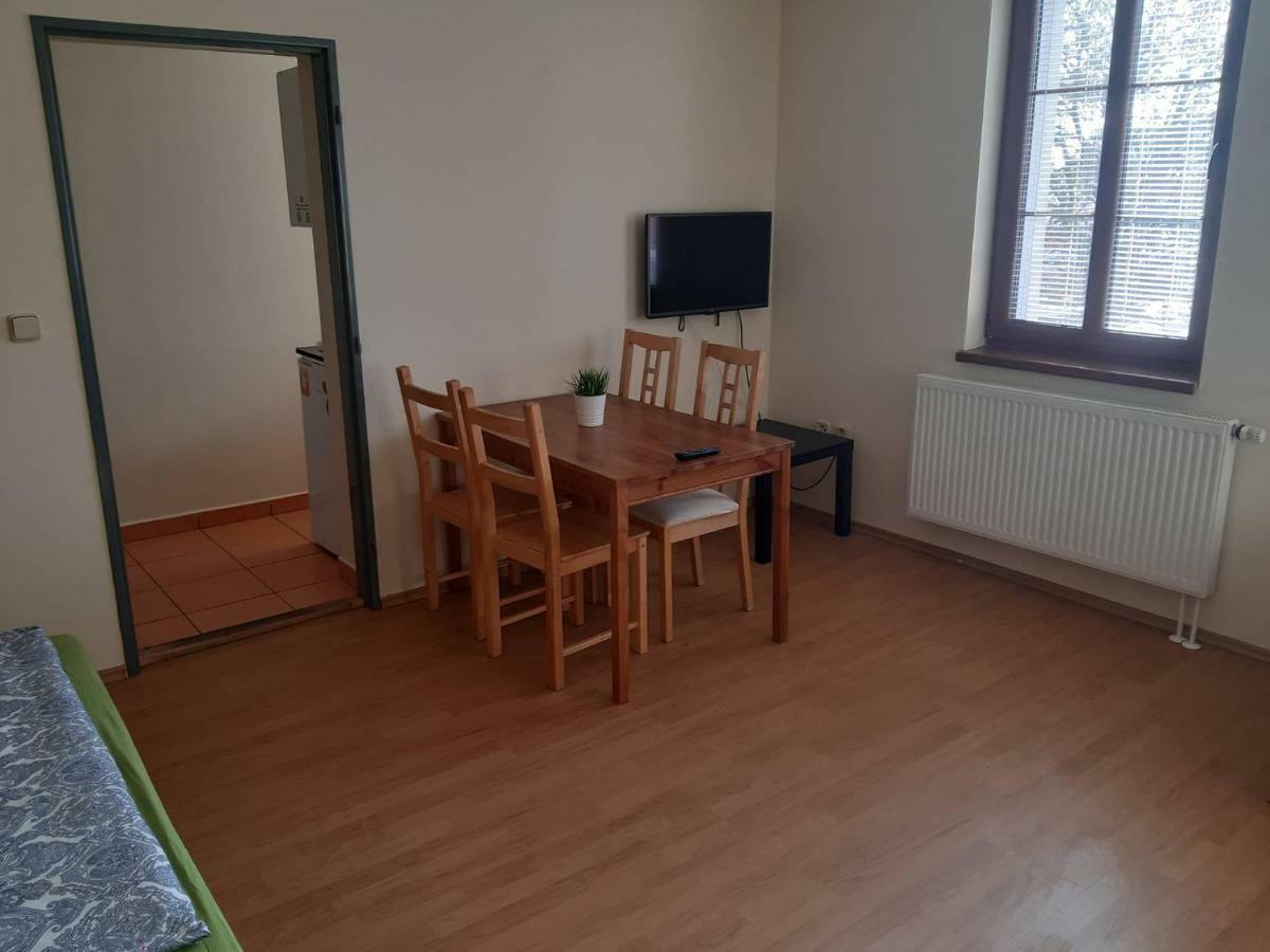 Penzion V Zatáčce Plzeň Exterior foto